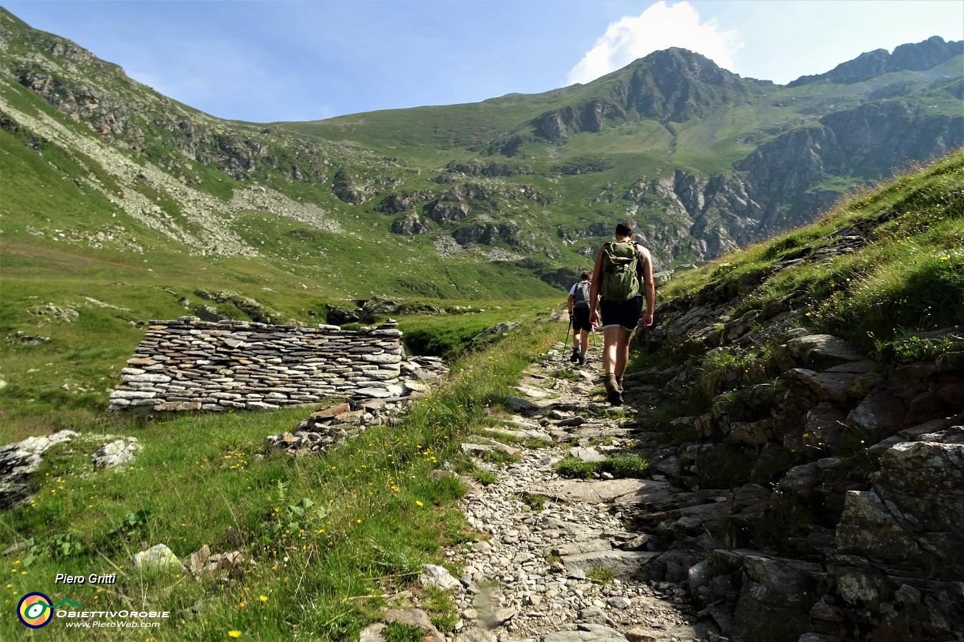 24 Ecco la cima del Pizzo Zerna!.JPG